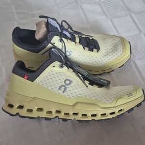 On Running Cloudultra Lemon and Charcoal Athletic Shoes